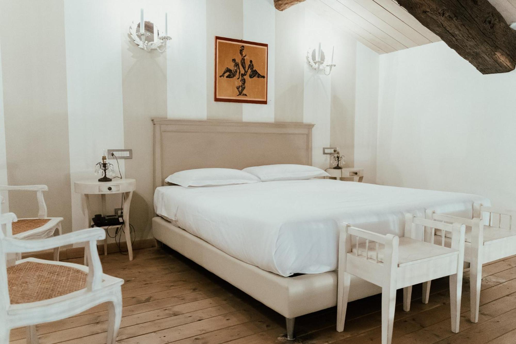 Locanda Del Re Guerriero San Pietro in Cerro Bagian luar foto