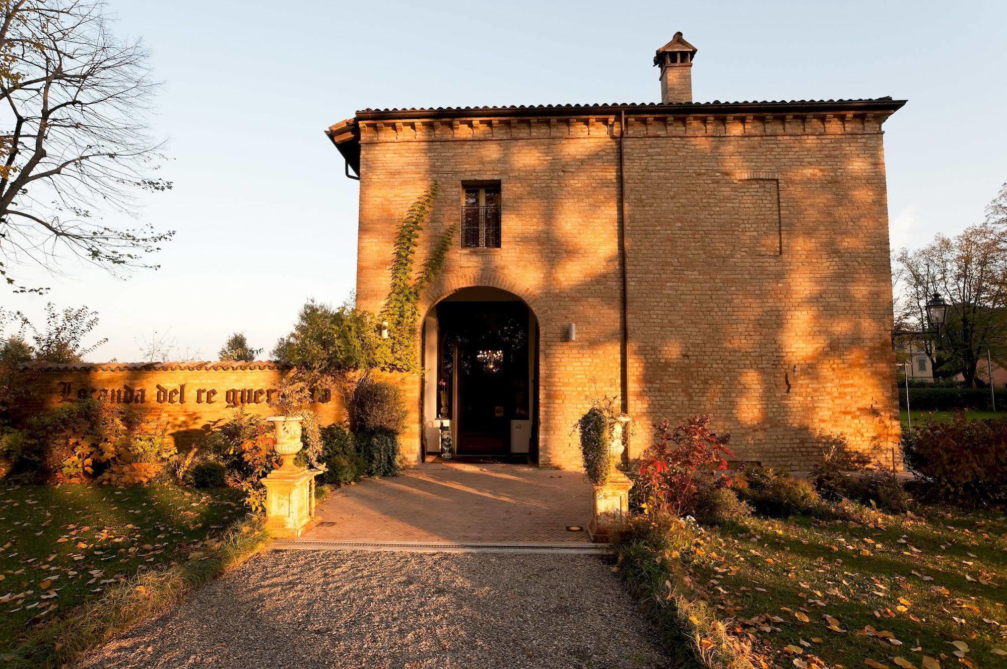 Locanda Del Re Guerriero San Pietro in Cerro Bagian luar foto
